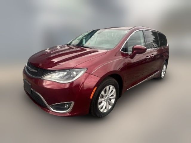 2019 Chrysler Pacifica Touring-L