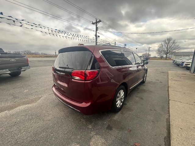 2019 Chrysler Pacifica Touring-L