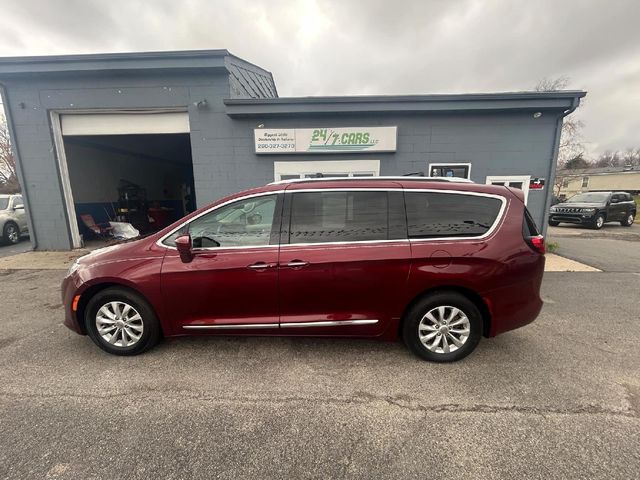 2019 Chrysler Pacifica Touring-L