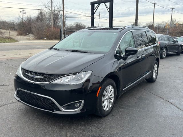 2019 Chrysler Pacifica Touring-L