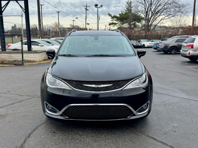 2019 Chrysler Pacifica Touring-L