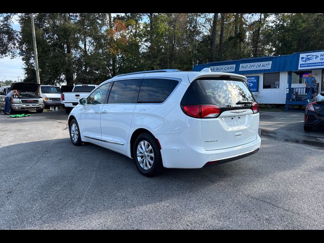 2019 Chrysler Pacifica Touring-L