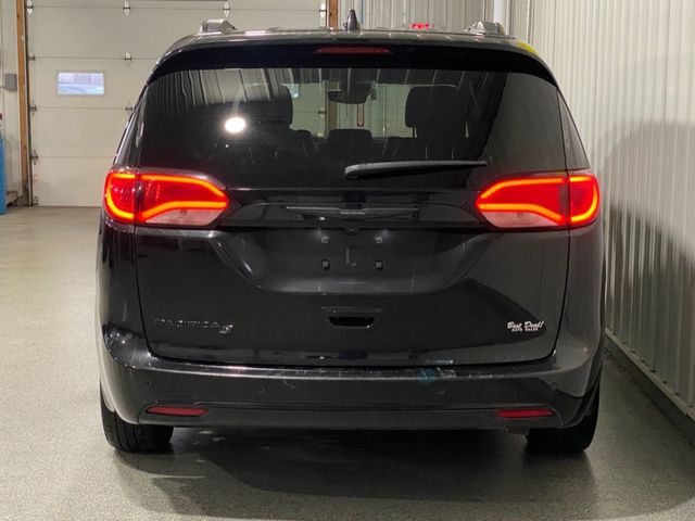 2019 Chrysler Pacifica Touring-L Plus