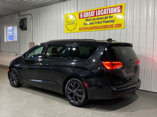 2019 Chrysler Pacifica Touring-L Plus