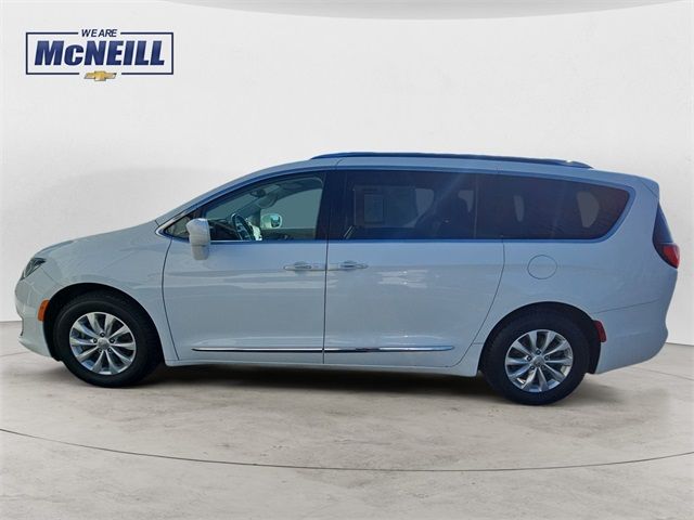 2019 Chrysler Pacifica Touring-L