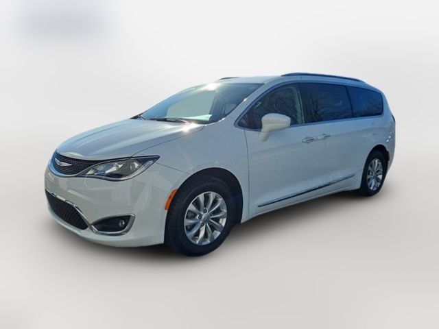 2019 Chrysler Pacifica Touring-L