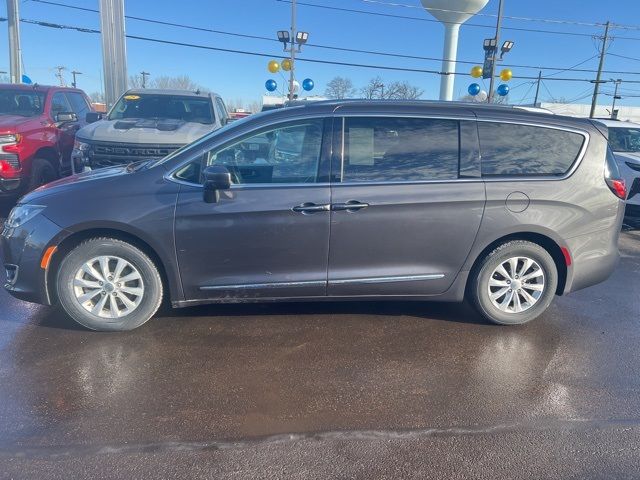 2019 Chrysler Pacifica Touring-L