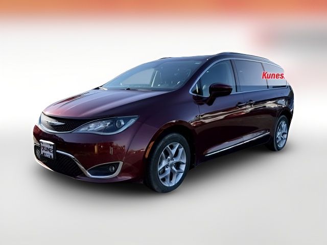 2019 Chrysler Pacifica Touring-L