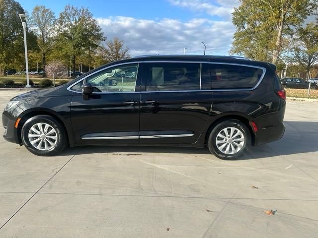 2019 Chrysler Pacifica Touring-L