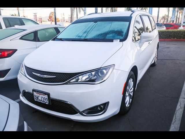 2019 Chrysler Pacifica Touring-L