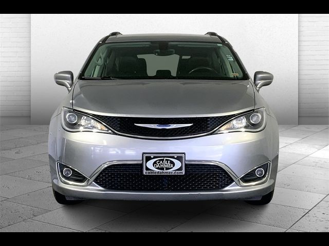 2019 Chrysler Pacifica Touring-L