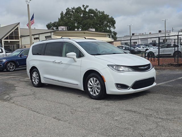 2019 Chrysler Pacifica Touring-L