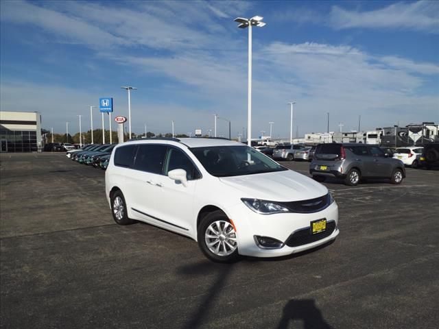 2019 Chrysler Pacifica Touring-L