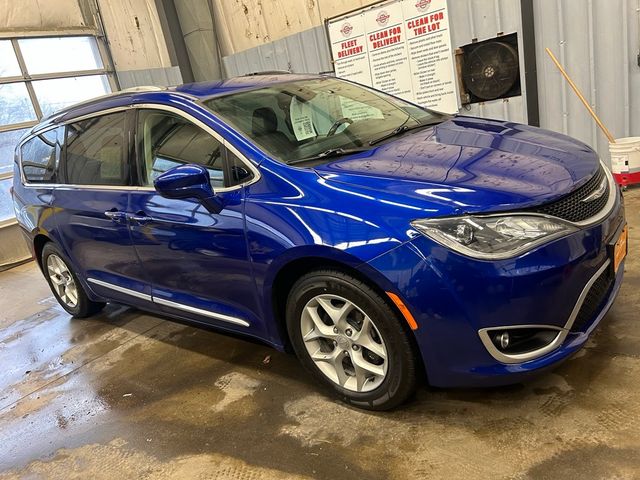 2019 Chrysler Pacifica Touring-L