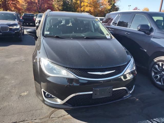 2019 Chrysler Pacifica Touring-L