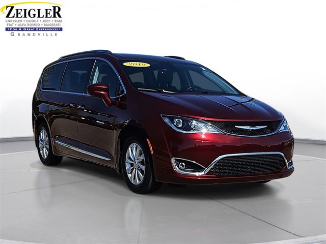 2019 Chrysler Pacifica Touring-L