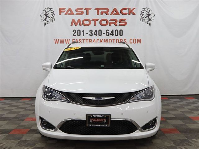 2019 Chrysler Pacifica Touring-L