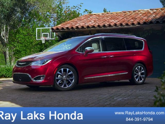 2019 Chrysler Pacifica Touring-L