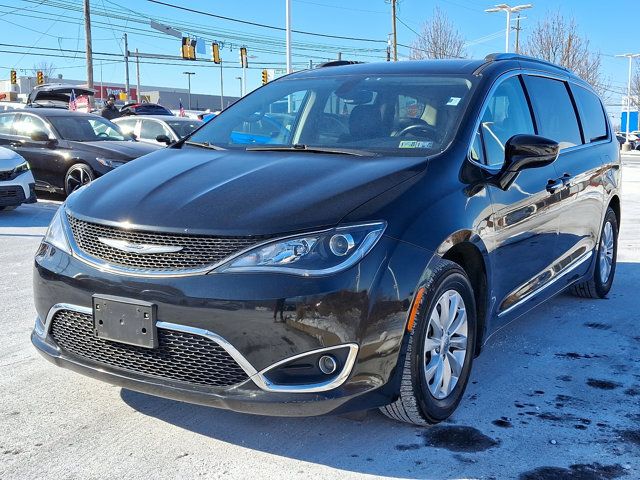 2019 Chrysler Pacifica Touring-L