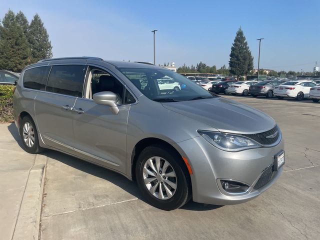 2019 Chrysler Pacifica Touring-L