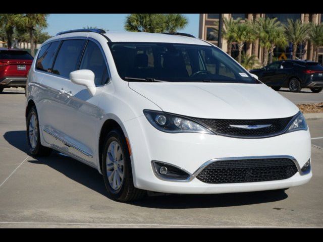 2019 Chrysler Pacifica Touring-L