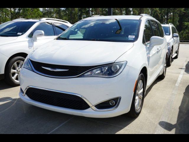 2019 Chrysler Pacifica Touring-L