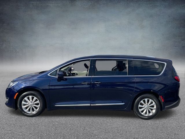 2019 Chrysler Pacifica Touring-L