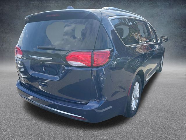 2019 Chrysler Pacifica Touring-L