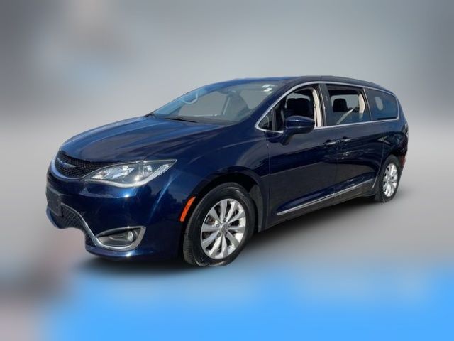 2019 Chrysler Pacifica Touring-L