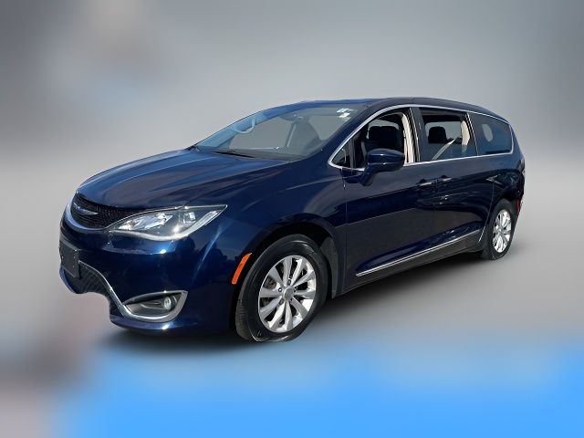 2019 Chrysler Pacifica Touring-L