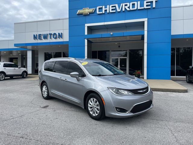 2019 Chrysler Pacifica Touring-L