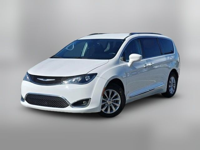 2019 Chrysler Pacifica Touring-L
