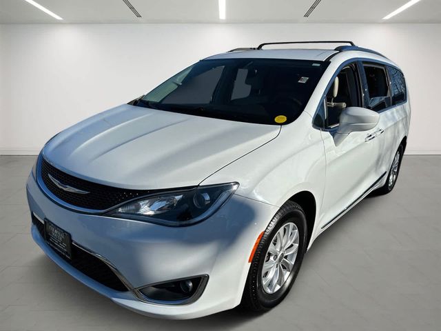 2019 Chrysler Pacifica Touring-L