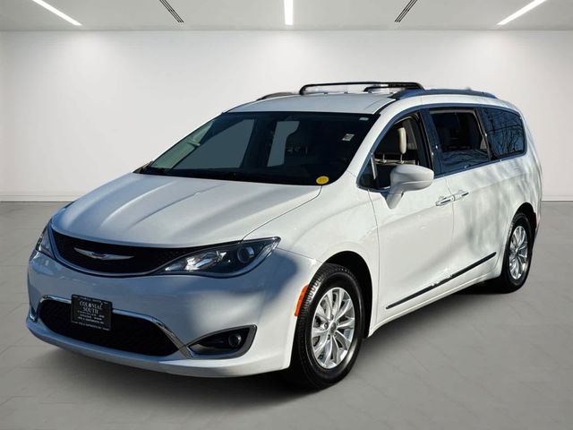 2019 Chrysler Pacifica Touring-L