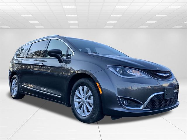 2019 Chrysler Pacifica Touring-L