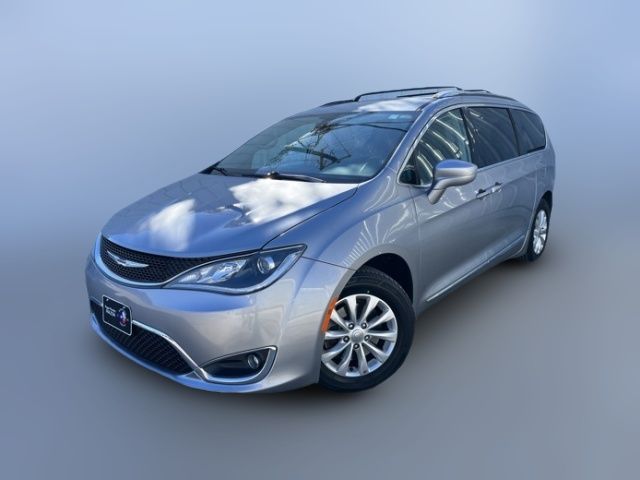 2019 Chrysler Pacifica Touring-L