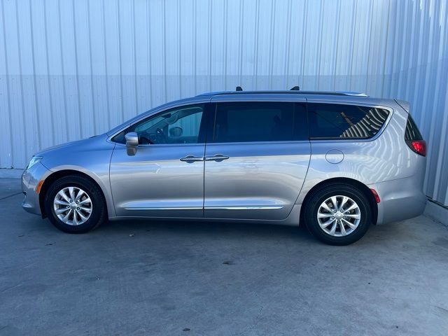 2019 Chrysler Pacifica Touring-L