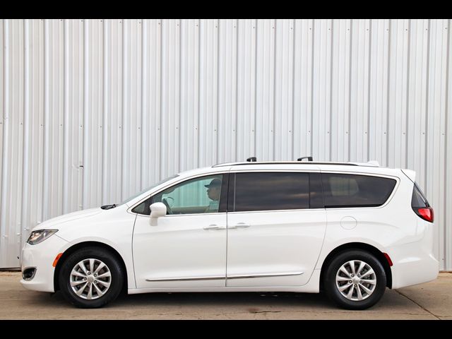 2019 Chrysler Pacifica Touring-L