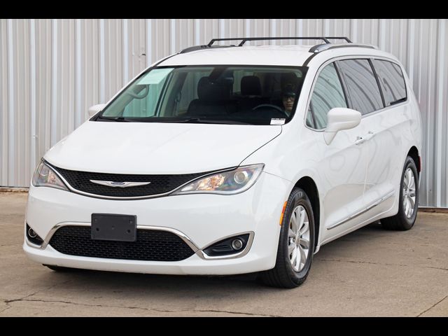 2019 Chrysler Pacifica Touring-L