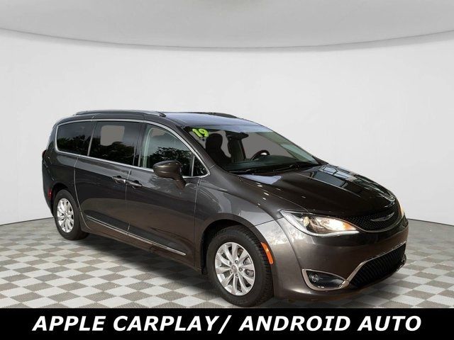 2019 Chrysler Pacifica Touring-L