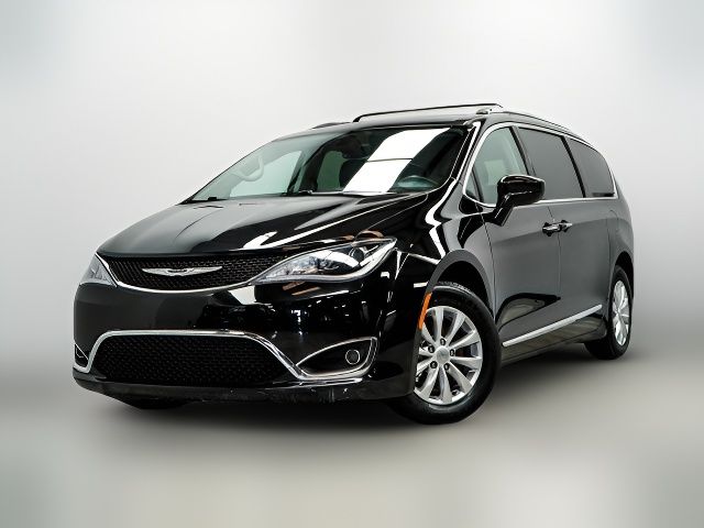 2019 Chrysler Pacifica Touring-L