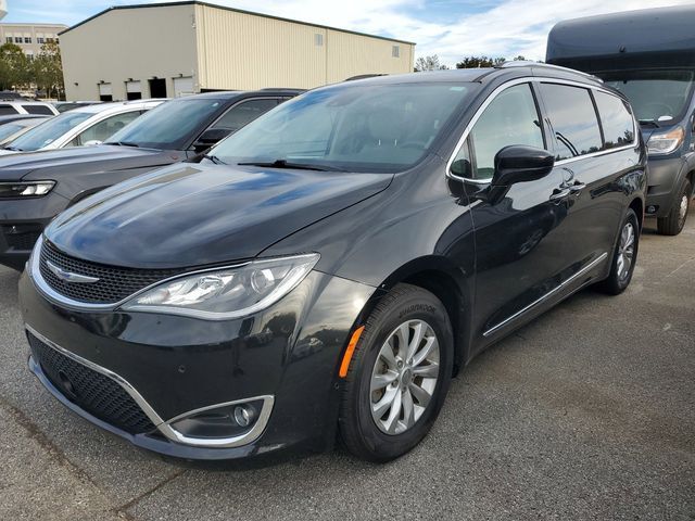 2019 Chrysler Pacifica Touring-L