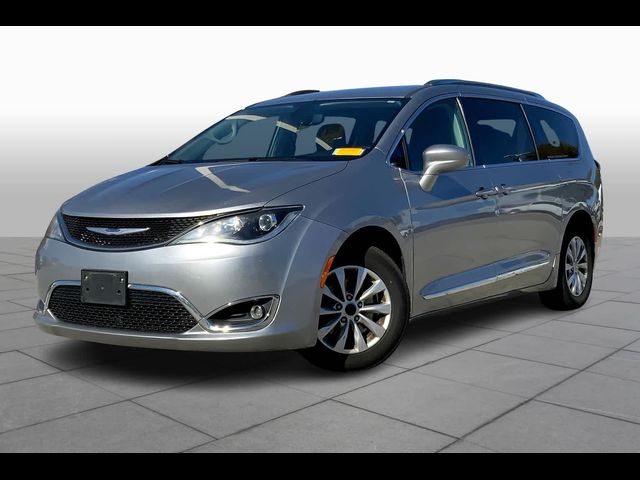 2019 Chrysler Pacifica Touring-L