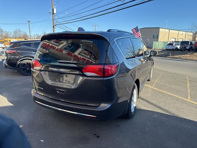 2019 Chrysler Pacifica Touring-L