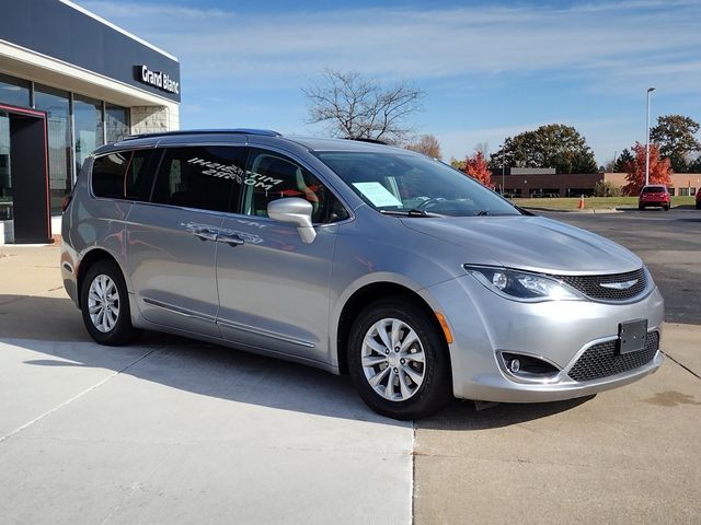 2019 Chrysler Pacifica Touring-L