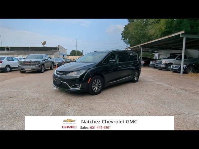 2019 Chrysler Pacifica Touring-L