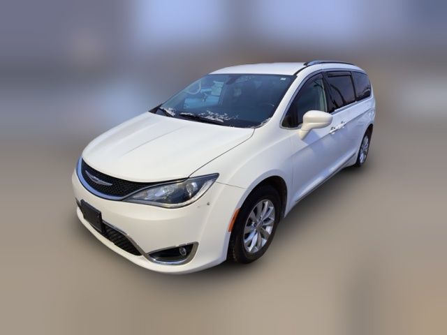 2019 Chrysler Pacifica Touring-L