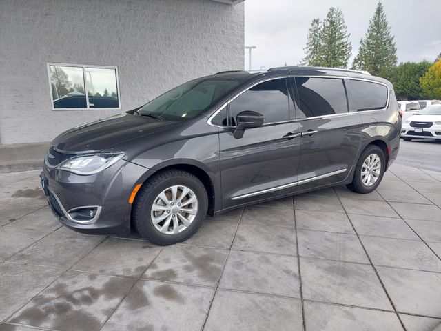 2019 Chrysler Pacifica Touring-L