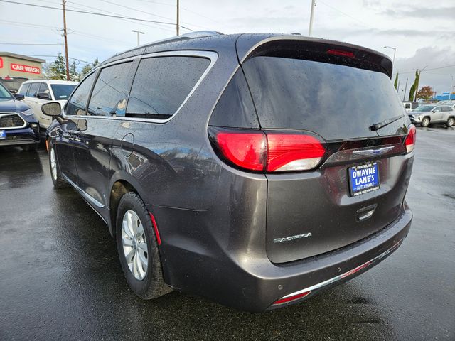 2019 Chrysler Pacifica Touring-L