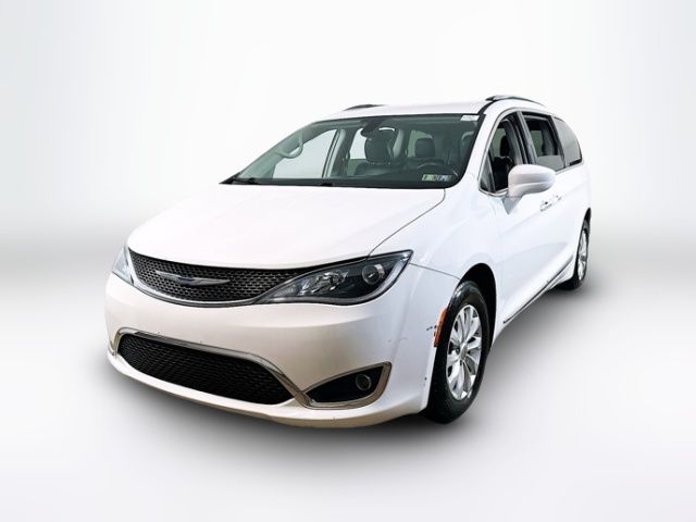 2019 Chrysler Pacifica Touring-L